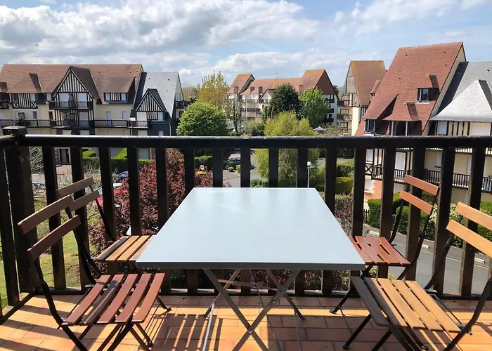 Le Petit Navire - Acces Direct