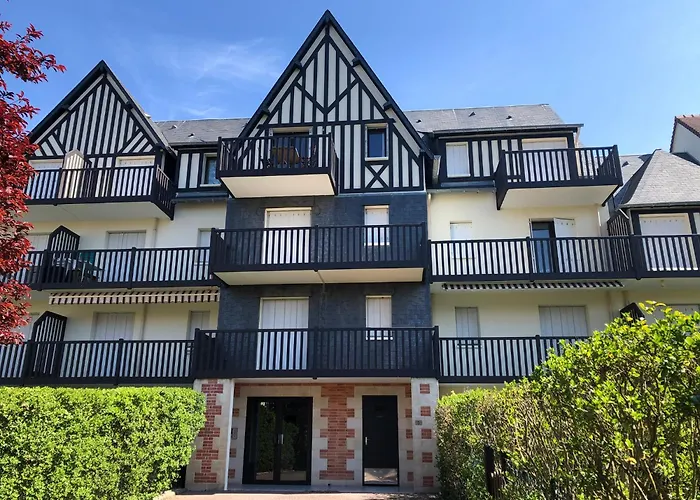 Le Petit Navire - Acces Direct * Cabourg